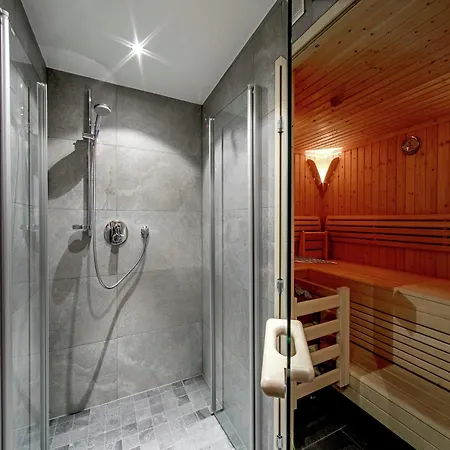 Apartamento Luxurious With Sauna Garage Roof Terrace *