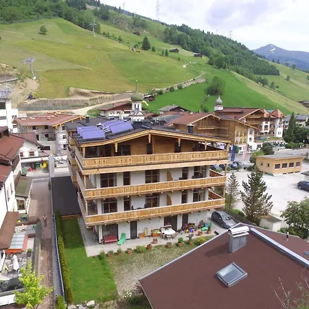 Luxurious With Sauna Garage Roof Terrace * Gerlos