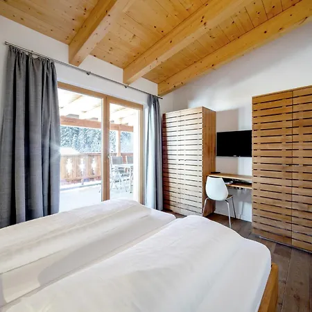 Luxurious With Sauna, Garage, Roof Terrace Lejlighed Gerlos