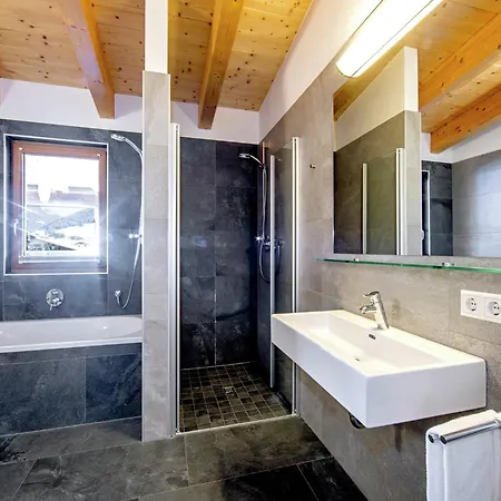 Lejlighed Luxurious With Sauna, Garage, Roof Terrace Gerlos
